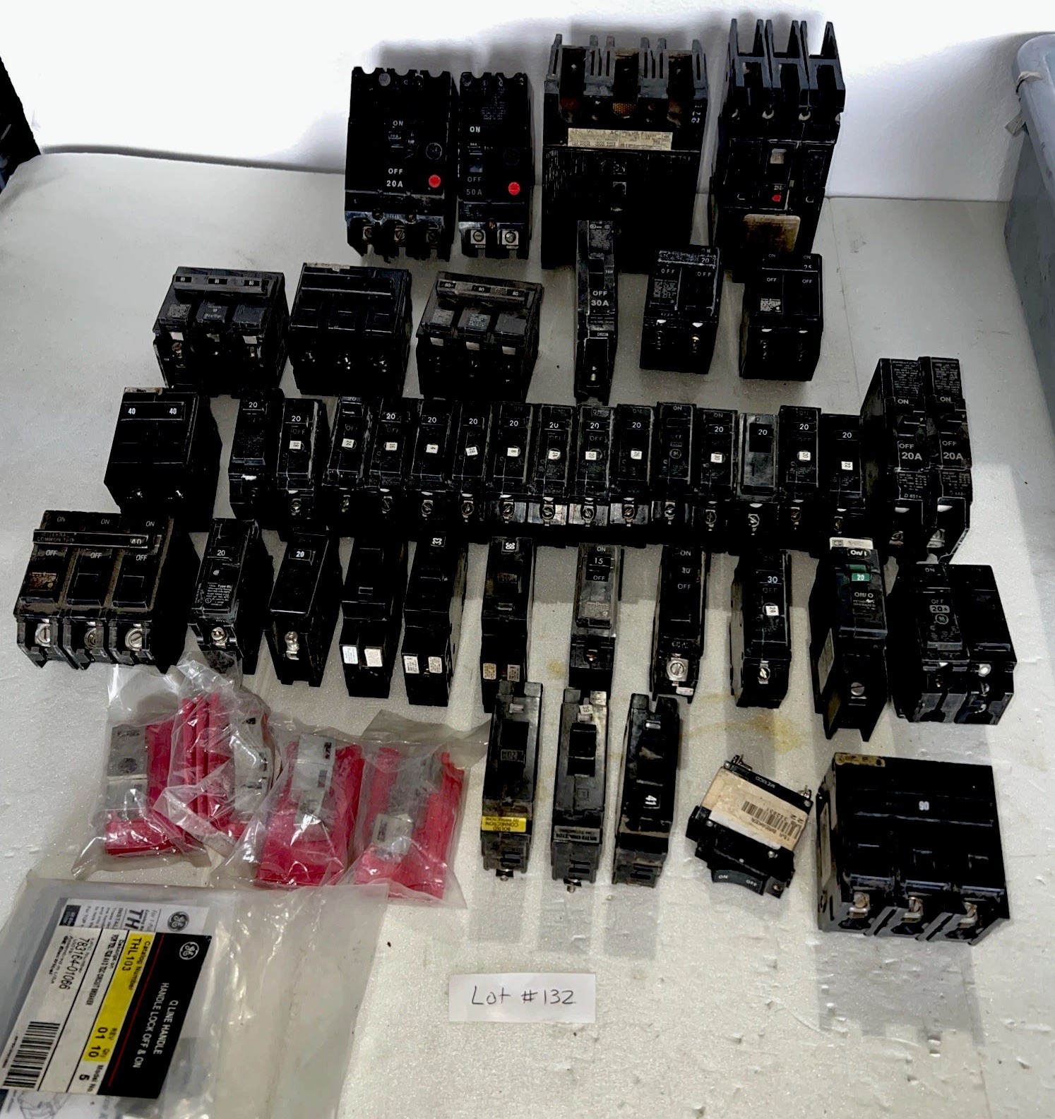 Lot of 45 Circuit Breakers assort Single Double 3 Pole 20 30 80 90 Amp Lot 132