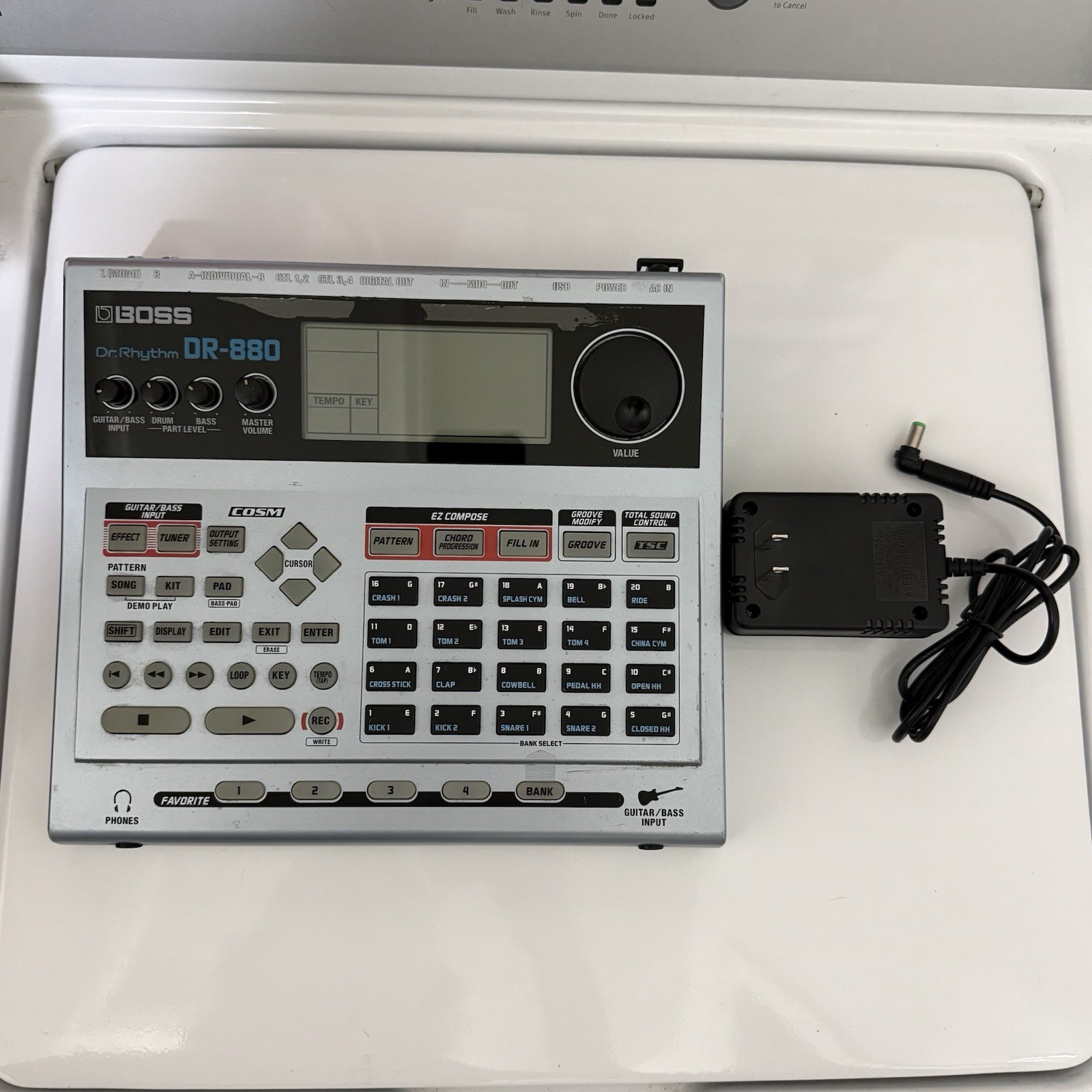 BOSS Dr. Rhythm | DR-880 Drum Machine |