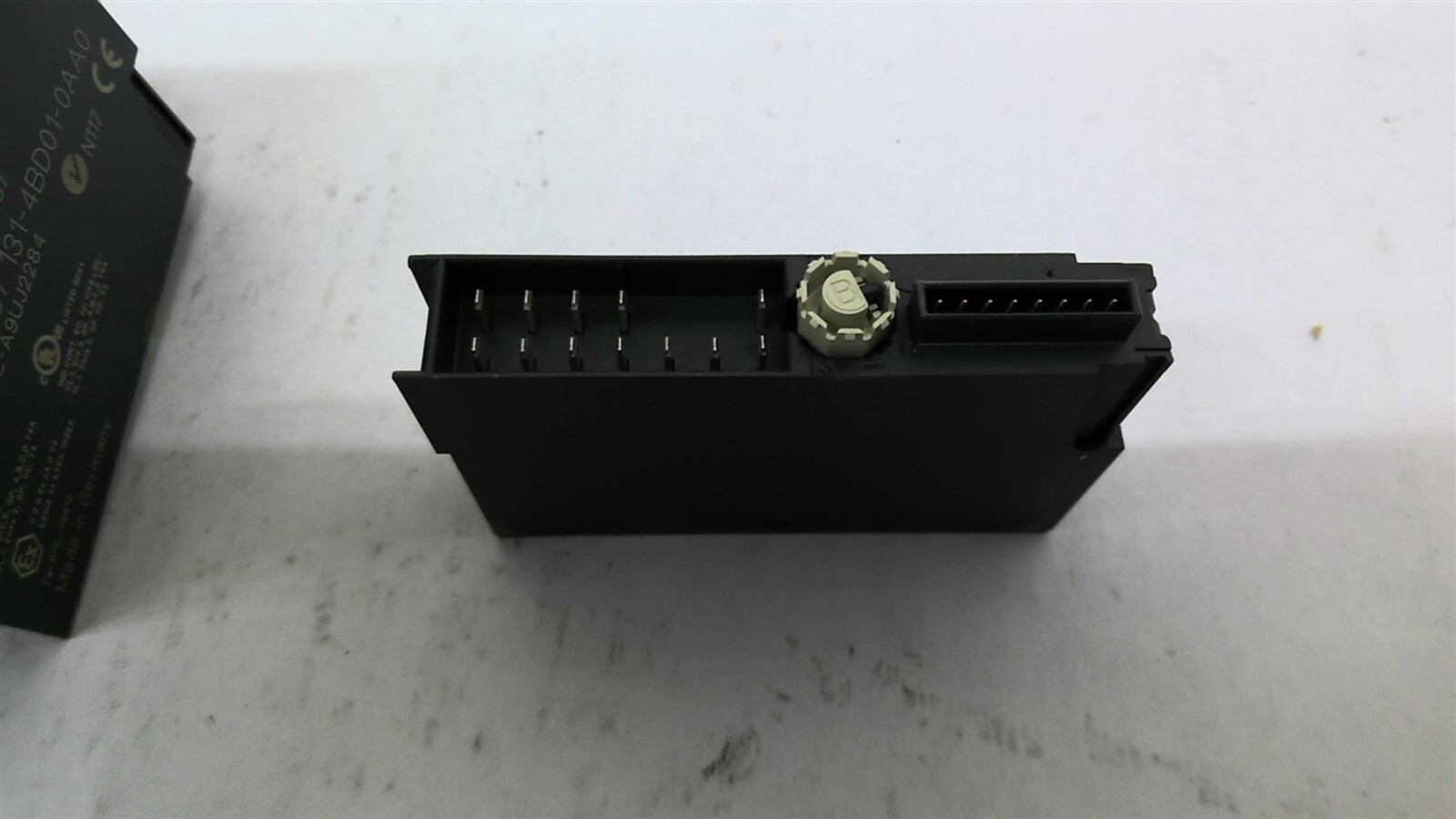 Siemens 131-4BD01-0AA0 Digital Output Module Box of 5