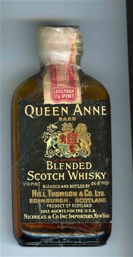 Queen Anne Blended Scotch Whiskey Empty Miniature Glass Bottle 1930's