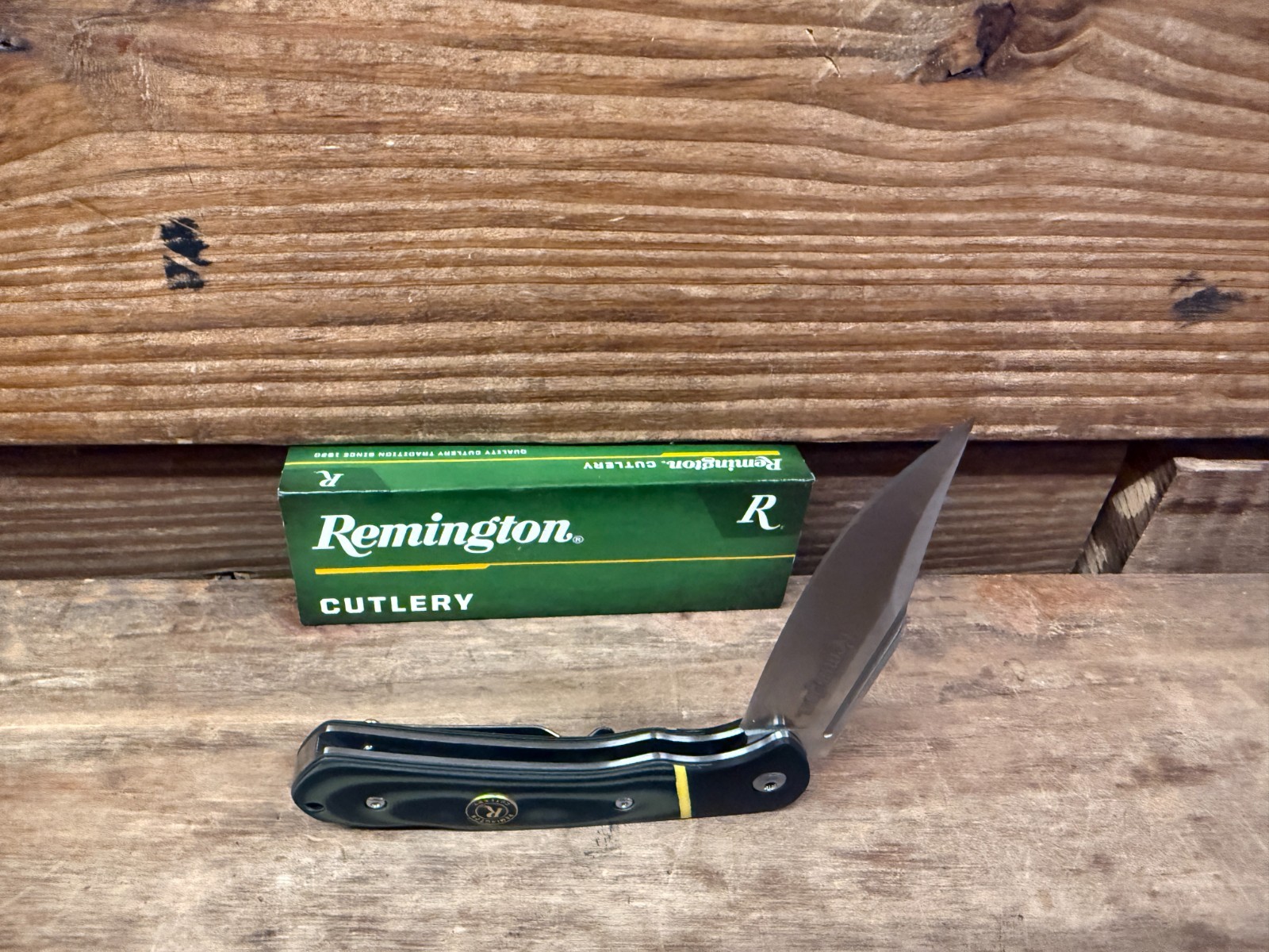 Remington Cutlery Knife Hunter Lockback 3.75" Folded EDC R15639 (Quantity)