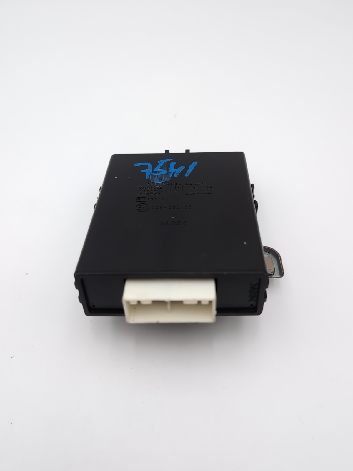 2001 - 2003 Lexus LS430 Clearance Warning Park Assist Control Module 8934050010