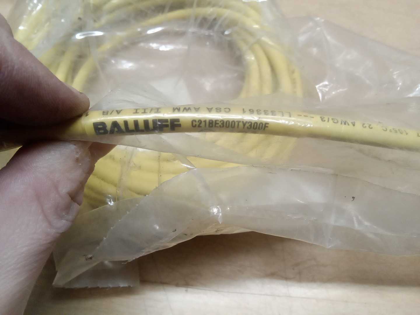 Balluff C21BE300TY300F 3Pin Connector Cable