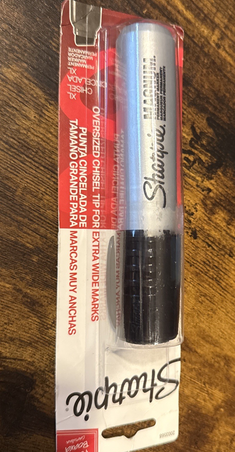Sharpie Magnum Permanent Marker, Chisel Tip, Black, 1-Count Xl