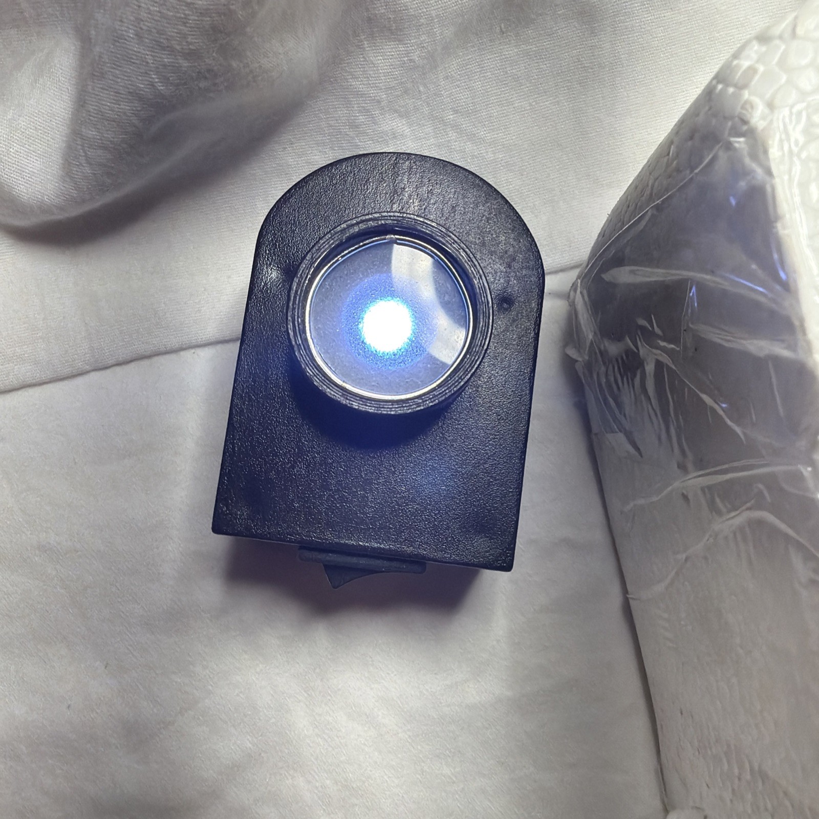 HOL Microscope 600X Stage LED Light Hands on Lab Science Microscope Open Box