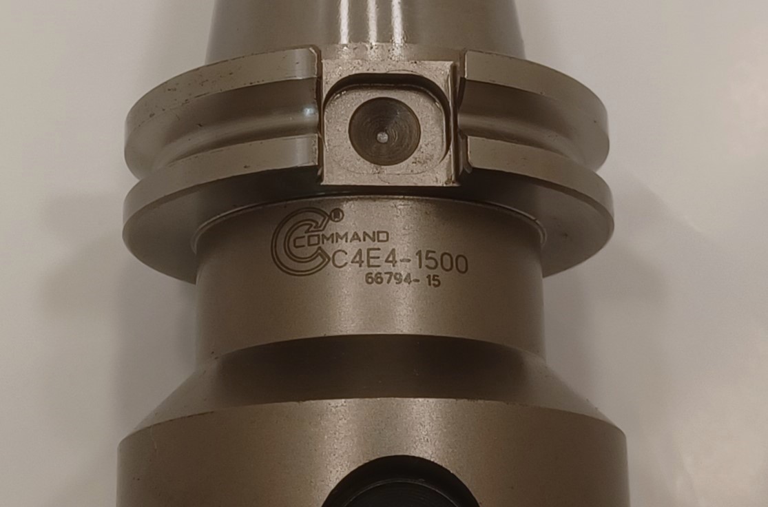 NEW COMMAND CAT 40 1-1/2" STRAIGHT TOOLHOLDER C4E4-1500