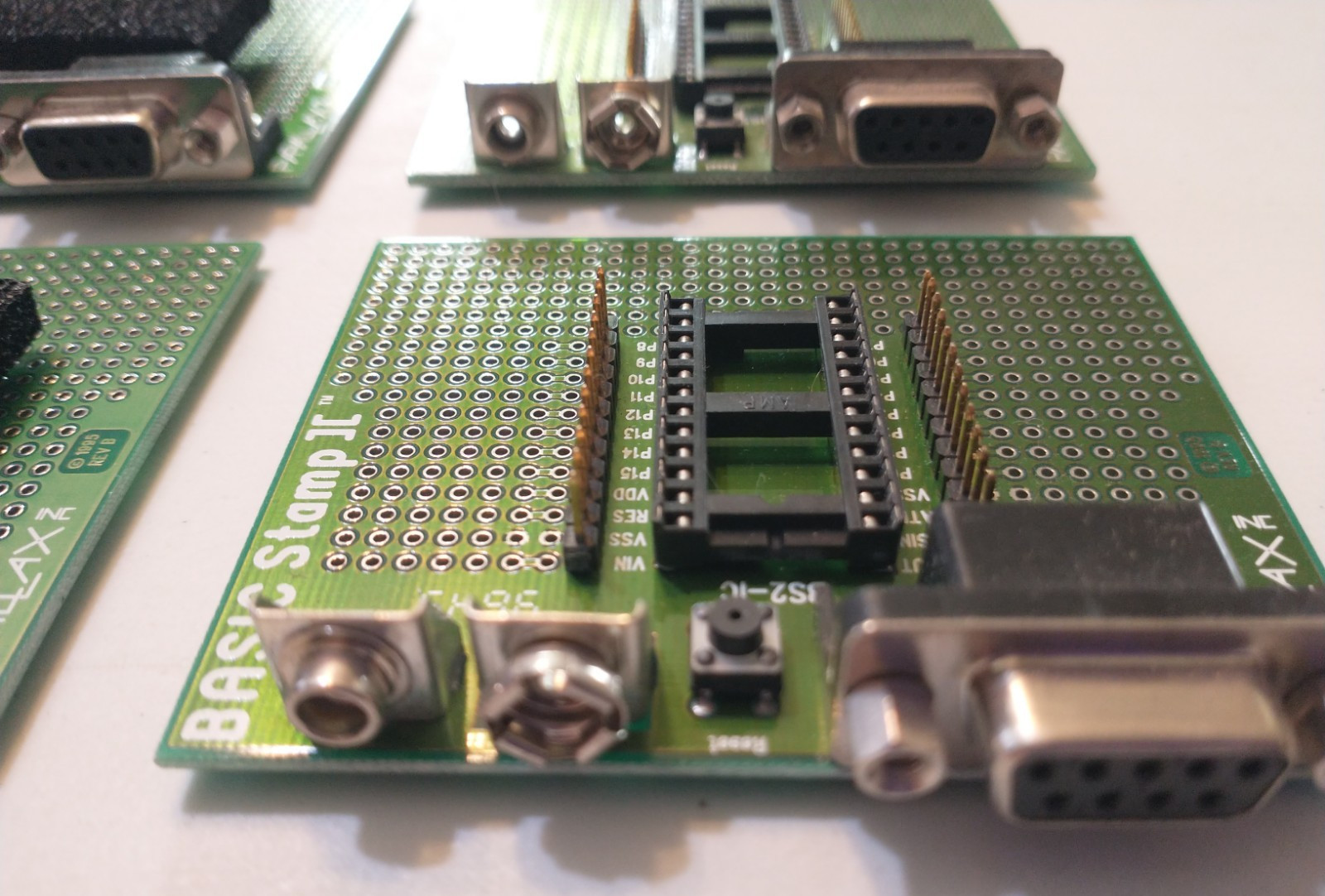 Parallax BASIC Stamp 2 Carrier/Solder Board BS2 Dev Board 9-Pin Serial (No CPU)