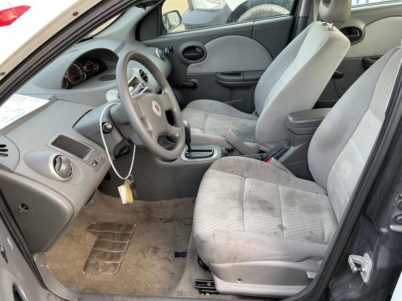 ION 2007 Glove Box 4964218