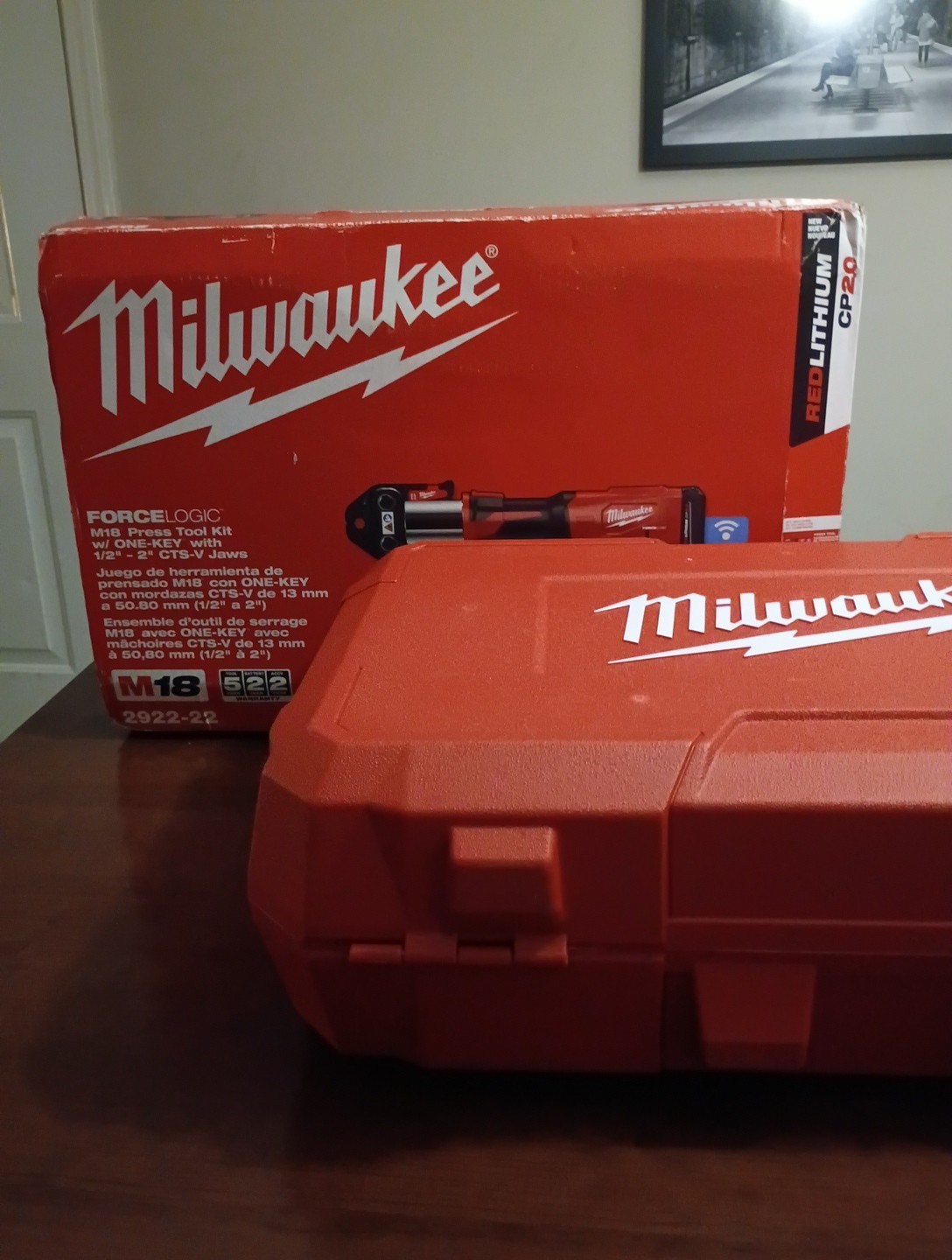 milwaukee 2922-22 m18 force logic press tool