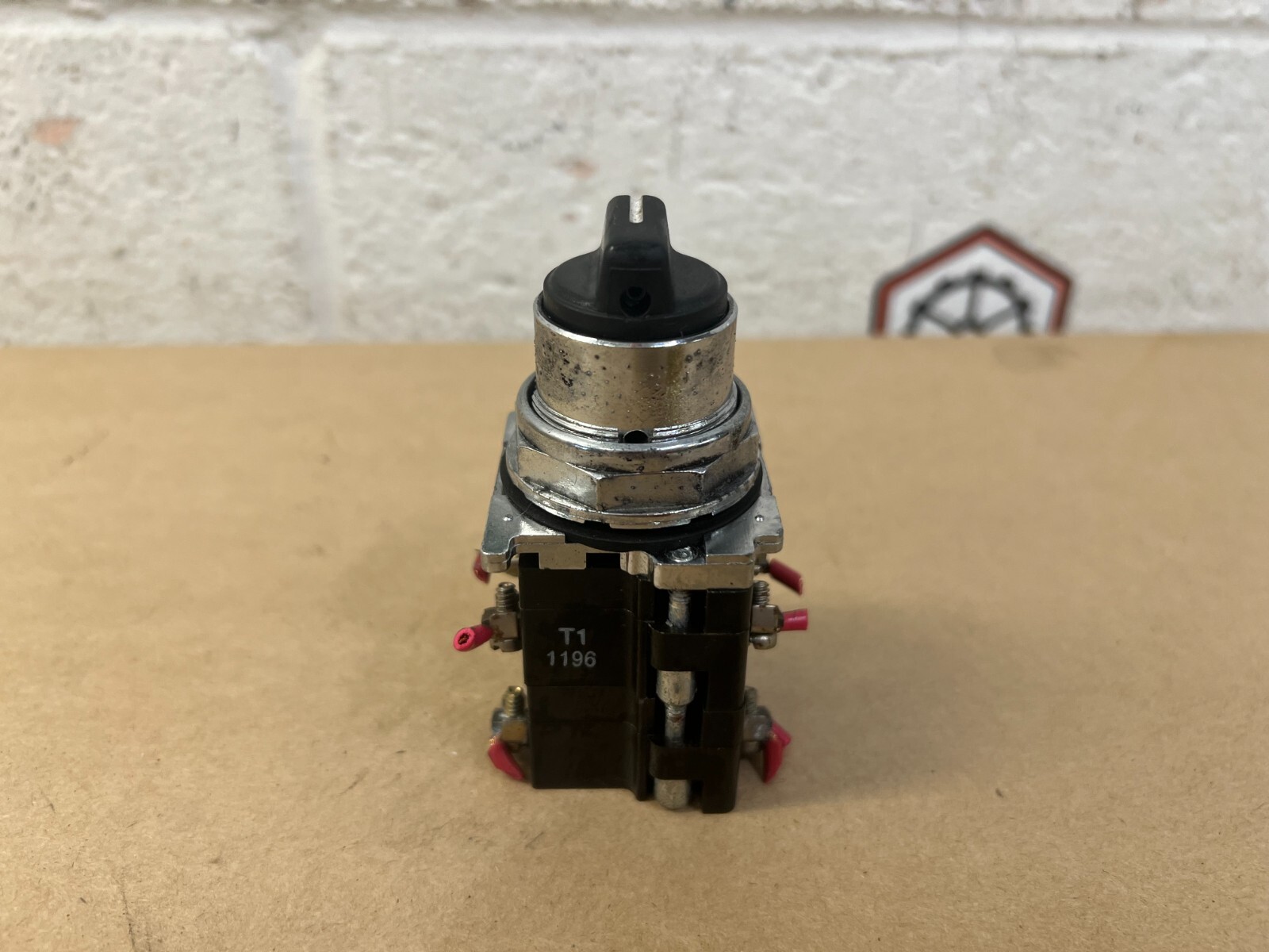 Cutler-Hammer 10250T/91000T Selector Switch