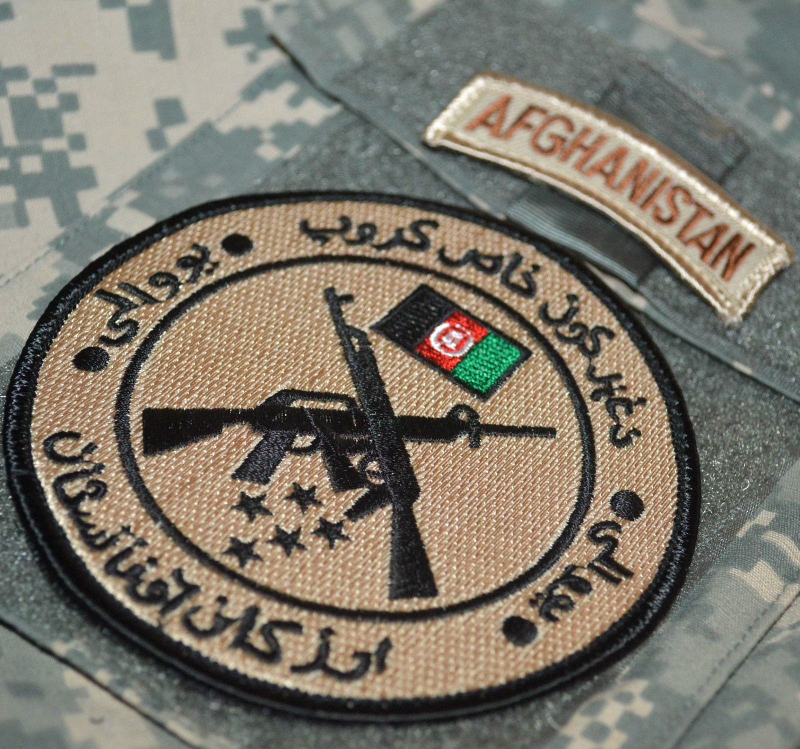 US GREEN BERETS PATCH John Wayne: Courage is being scared but saddling up anyway