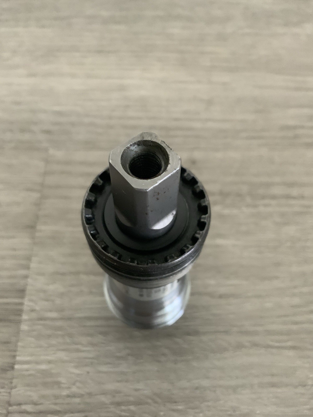 SHIMANO SEALED BOTTOM BRACKET 68-113 MM BRITISH THREADING MODEL UN73