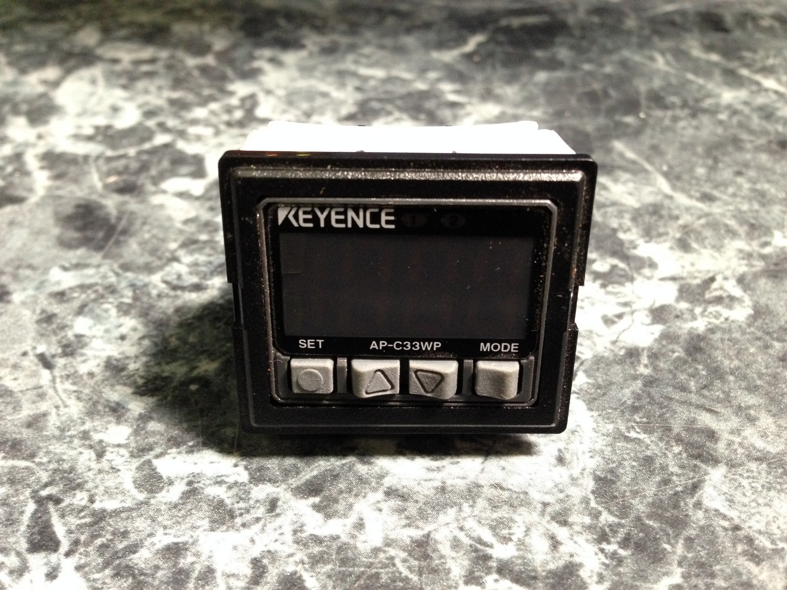 Keyence AP-C33WP Flow Sensor
