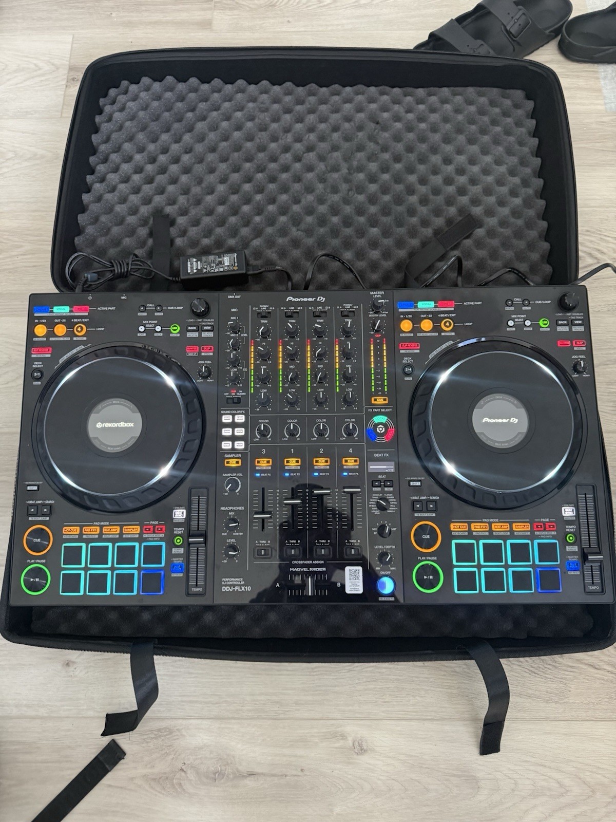Pioneer DJ DDJ-FLX10 Quad Deck Controller, Mixer, Effects, USB, XLR, Black