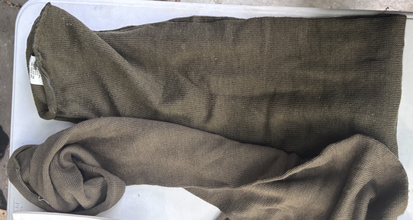 Genuine US Military 100% Wool Neck Scarf Green Cold Weather GI Issue Class 1