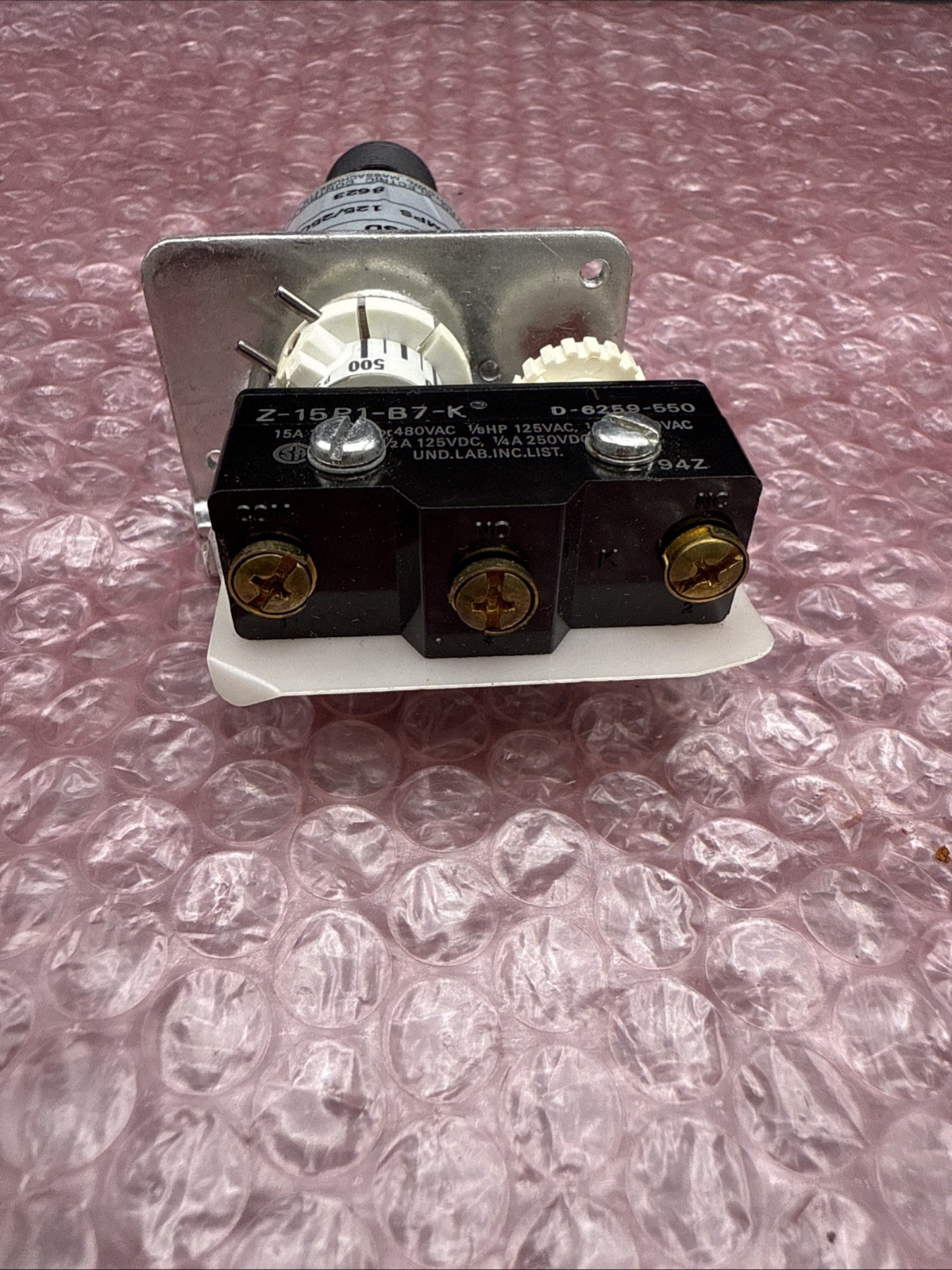 United Electric Controls H54SD 13498 Pressure Switch New Open Box