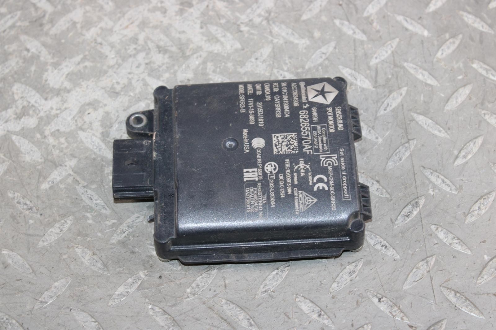 16-20 Grand Cherokee Electronic Rear Driver Blind Spot Control Module Unit OEM
