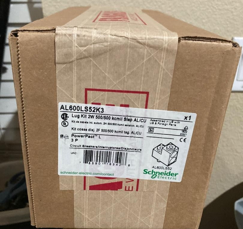 New factory sealed Square D AL600LS52K3 Lug Kit