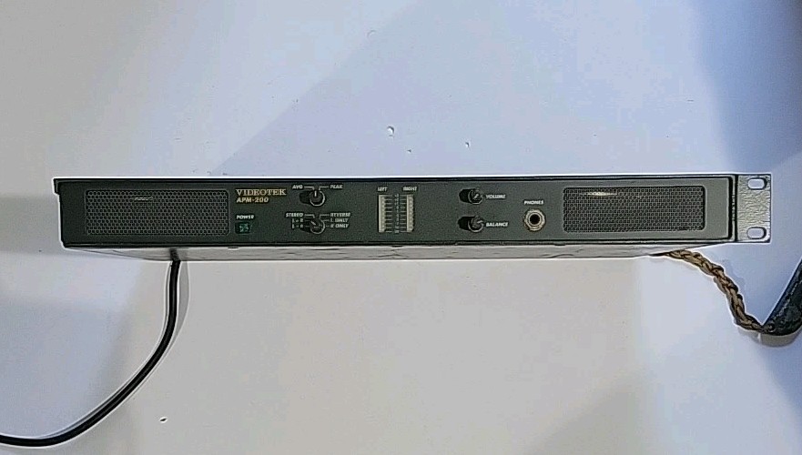 Videotek APM-200 Stereo Audio Monitor - Partially Tested - See Description