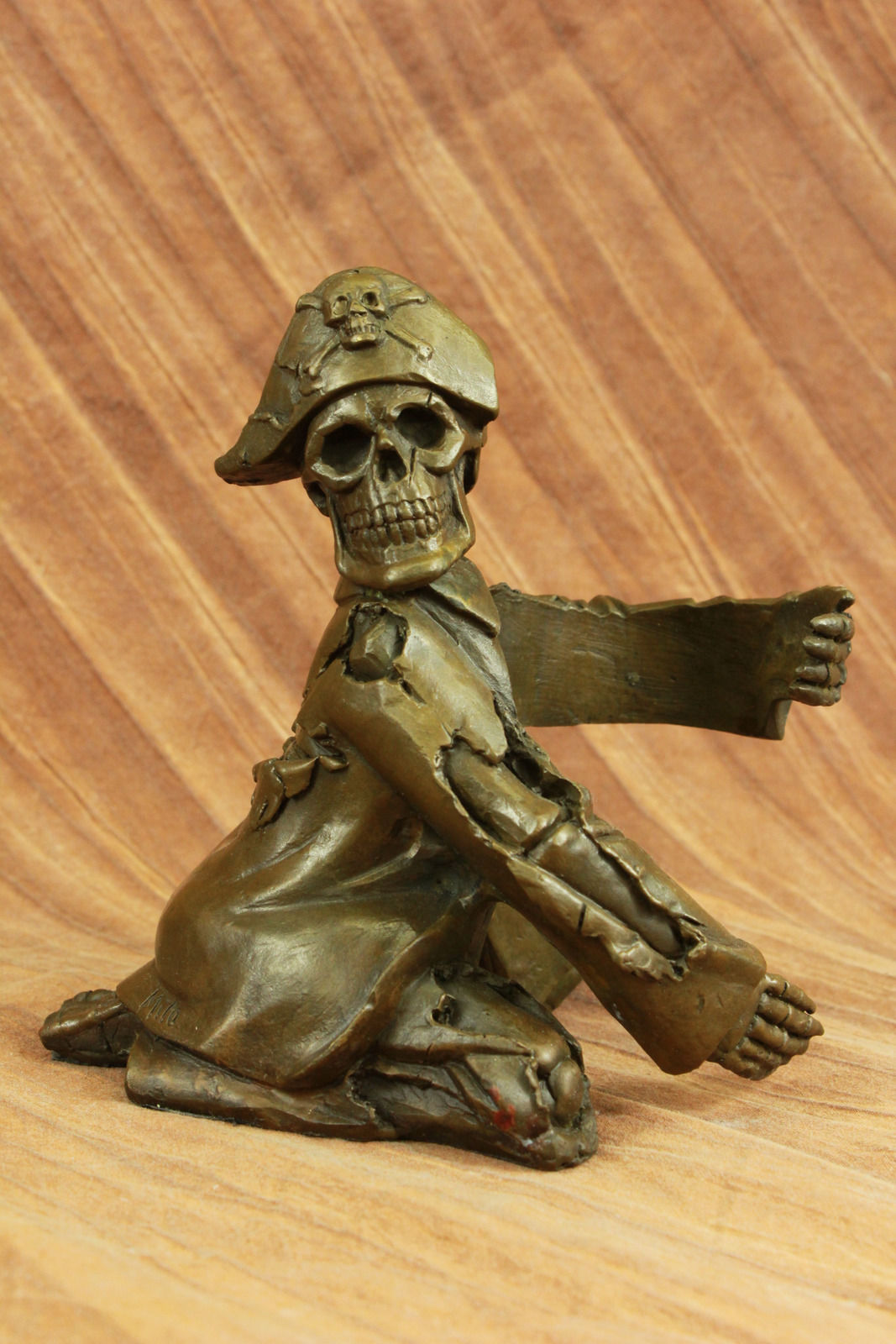 Modern Abstract Skull Skeleton Wine Holder Bronze Sculpture Figurine Gift