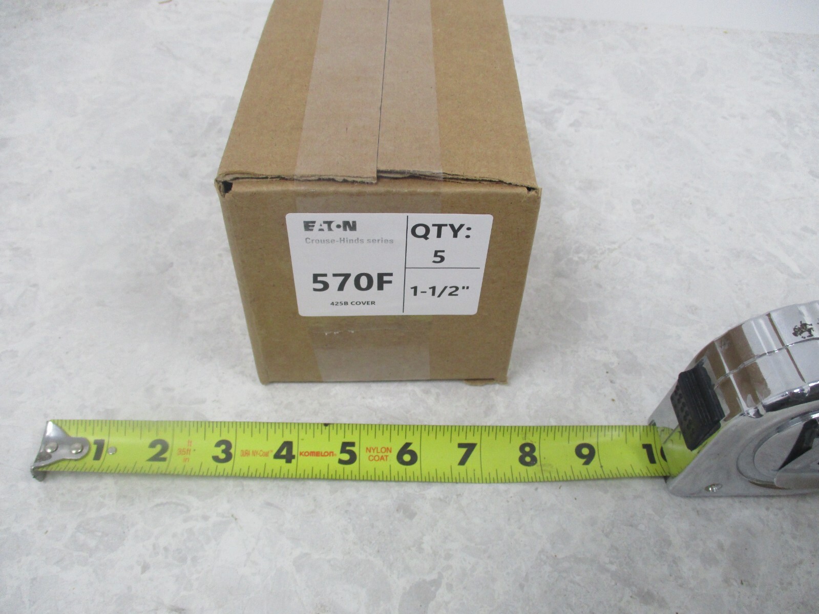 BOX OF 5 EATON CROUSE HINDS 570F, 1-1/2" 425B COVERS, T1713