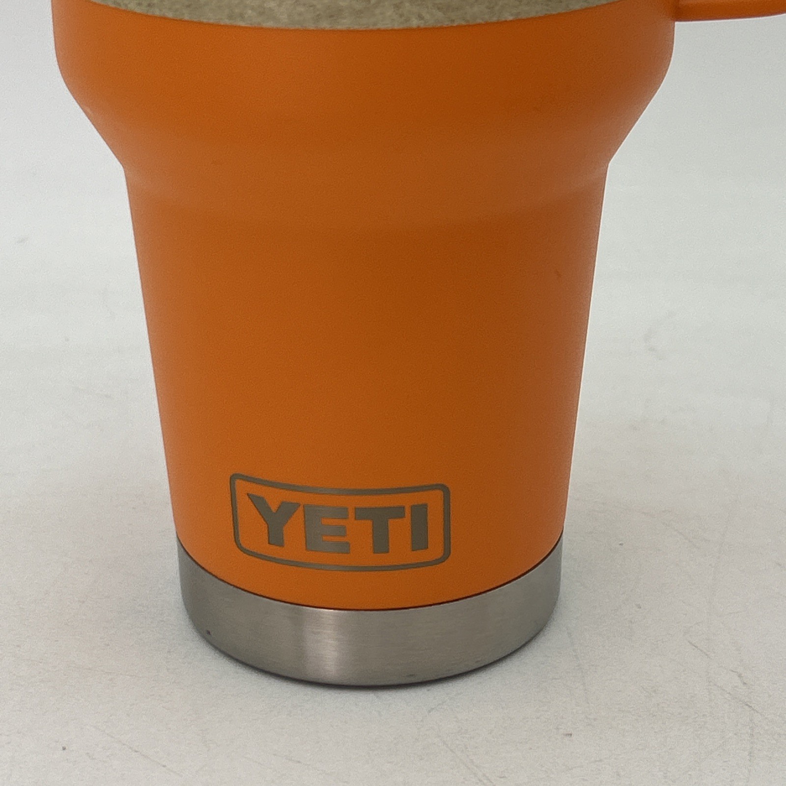 YETI Rambler 30 oz Travel Mug w/Stronghold Lid King Crab Orange