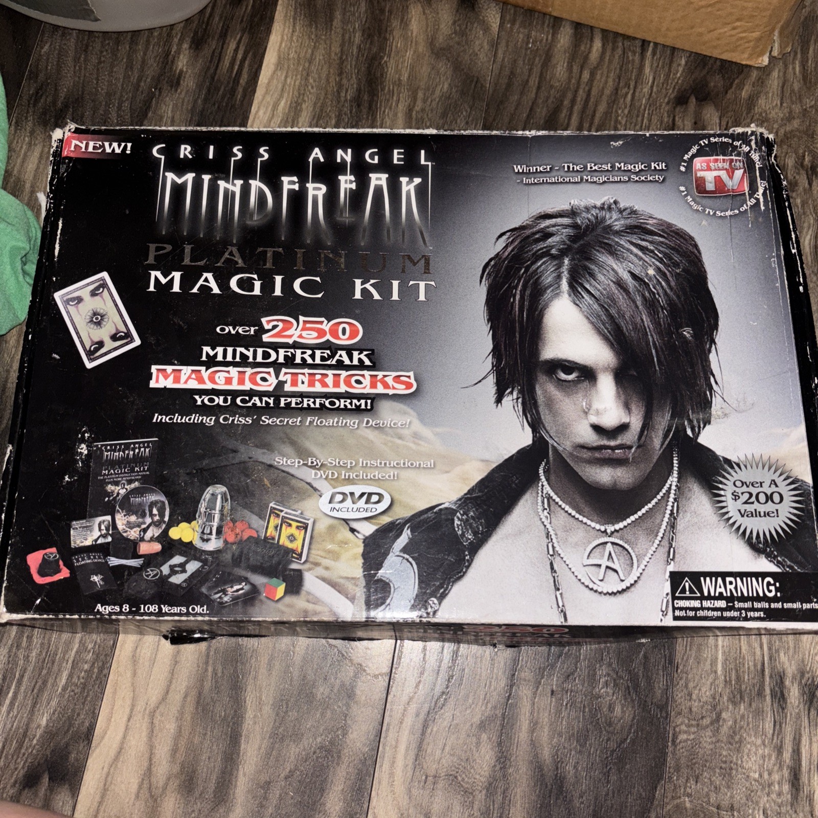 Chris Angel Mindfreak Ultimate Magic Kit! Over 550 Magic Tricks to Perform!