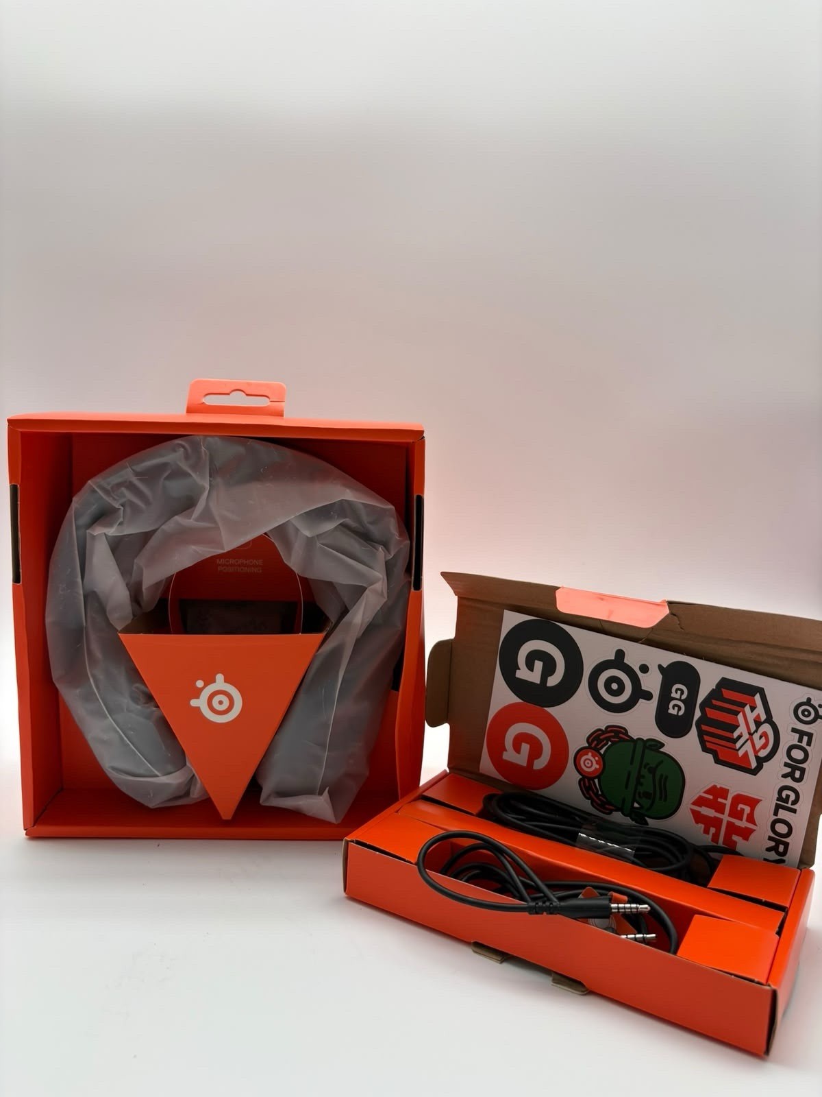 Steelers Arctis Nova 1p Wired Gaming Headset(G47)
