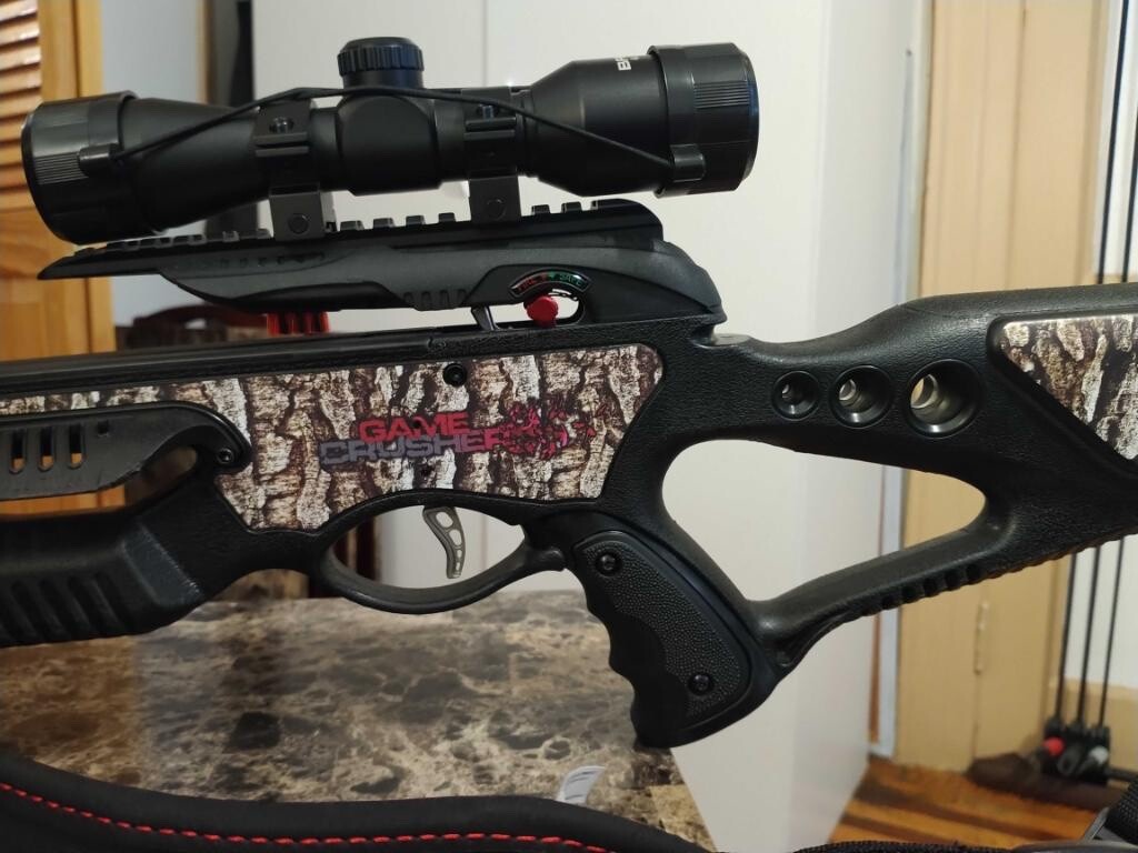 Barnett crossbow game crusher crossbow package includes game crusher crossbow