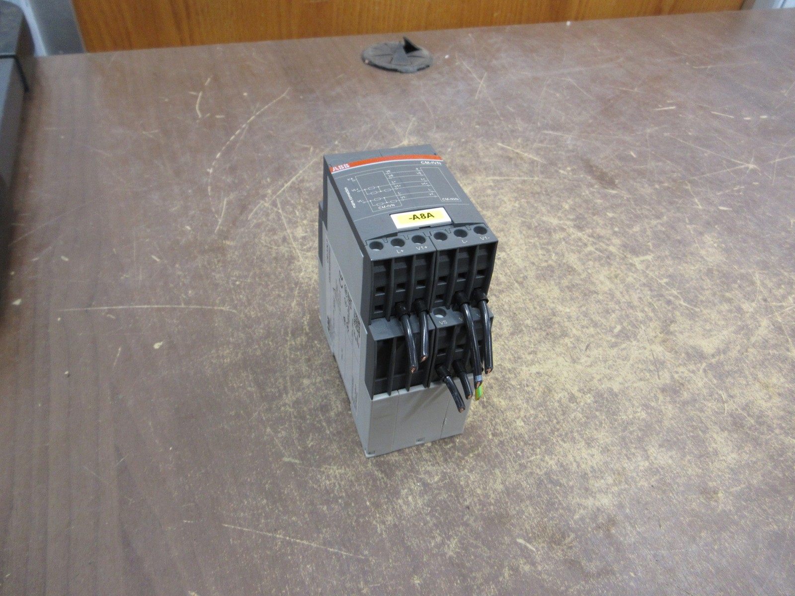 ABB CM-IVN.P Coupling Unit 1SVR760669R9400 793.5VAC / 1150VDC Max Used