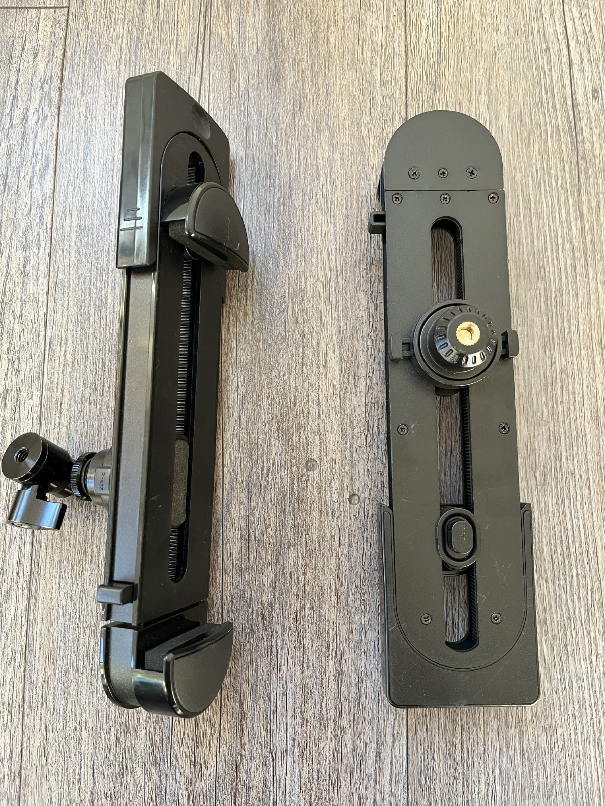 Pair of Tablet Mounts, 1/4" Thread