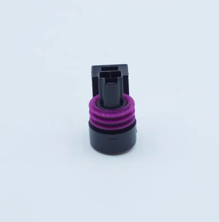 2PCS NEW APTIV connector shell 12110192 #L208Z LZ