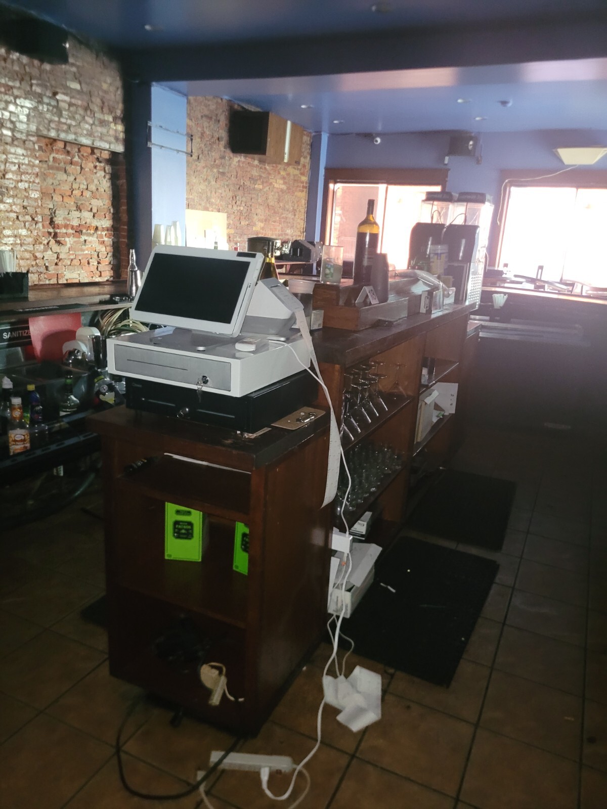 Bar/Restuarant Contents