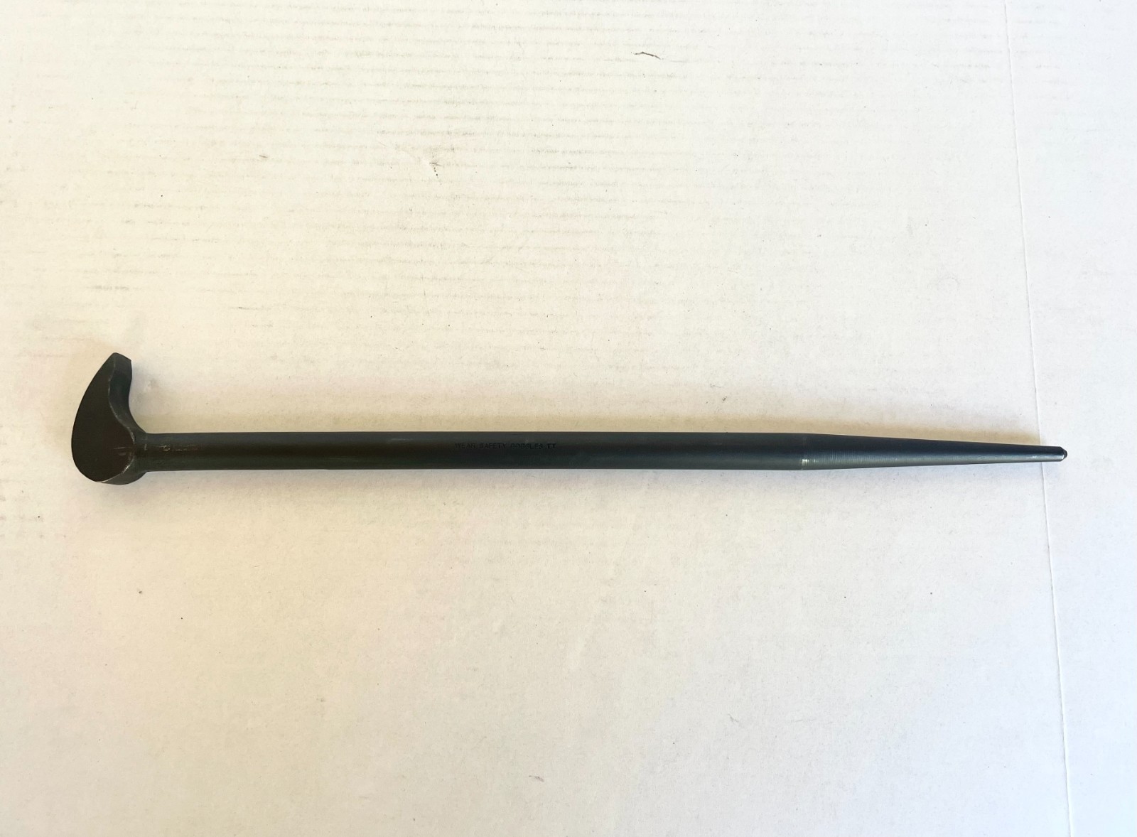 NEW - Mayhew Ladyfoot Steel Pry Bar Chisel Point End, 16" x  5/8", 40152