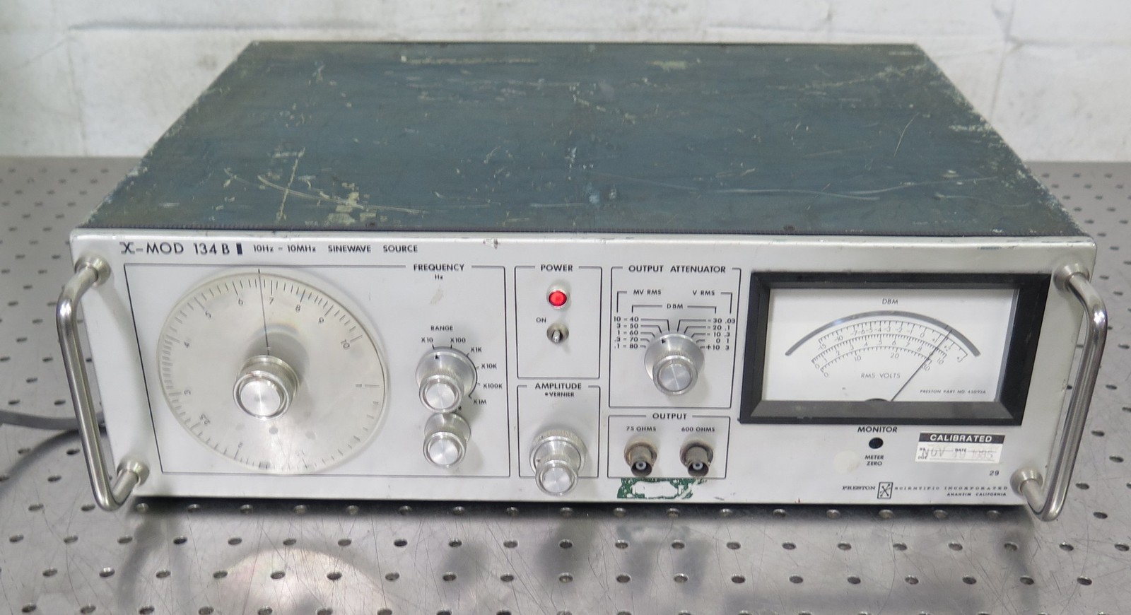 R193159 Preston 45060 X-MOD 134-B 10Hz-10MHz Sinewave Source & Power Cord