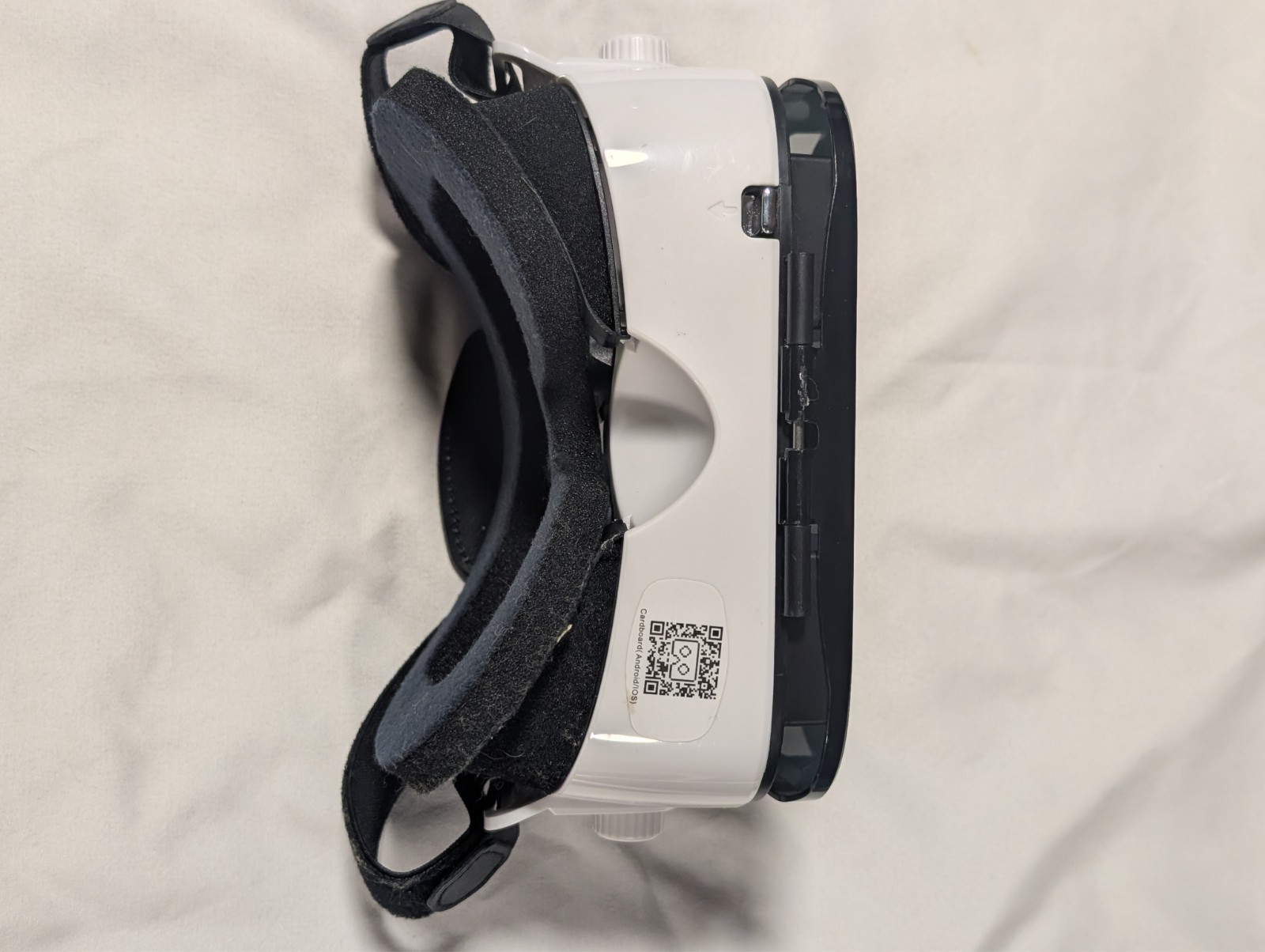OPTOSLON VR Headset Virtual Reality Goggles - Smartphone iOS Android Adjustable