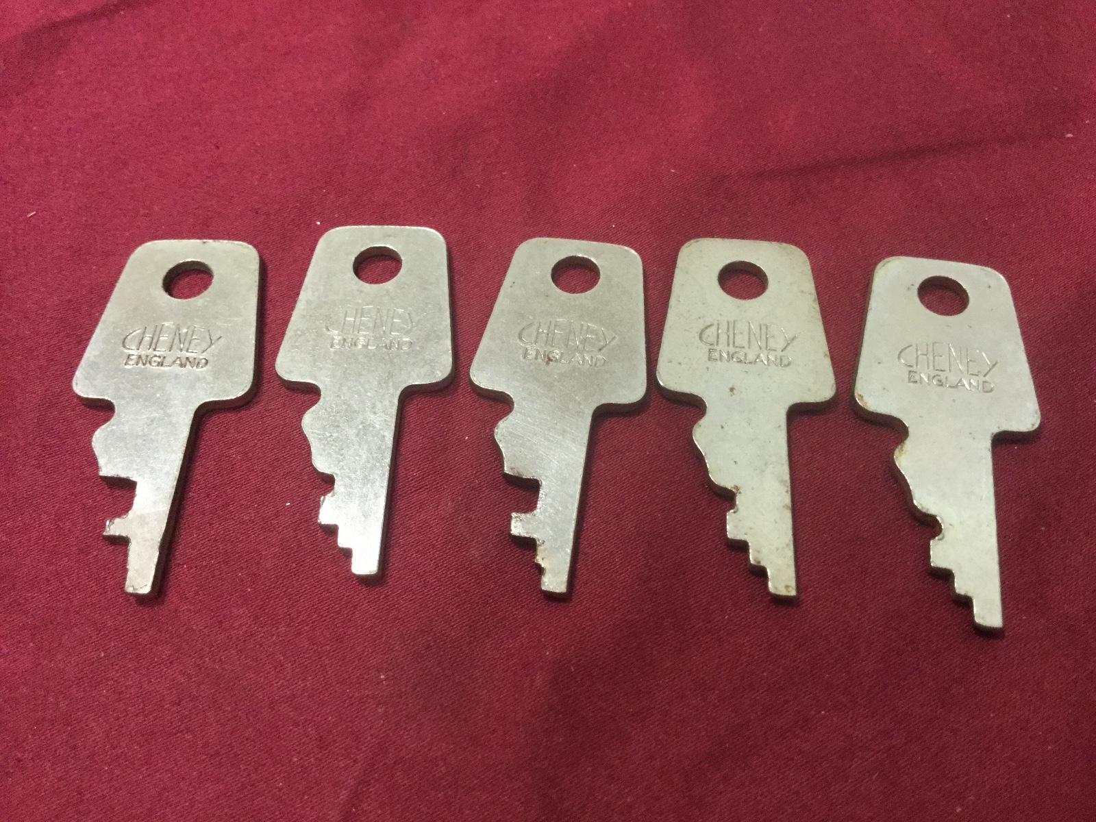 Vintage Cheney England 62 Pre-cut Luggage Keys, Set of 5 - Locksmith