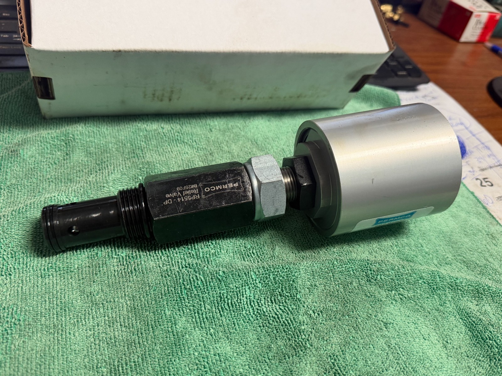 NEW Permco 997-01902 Hydraulic Pump Control / Valve Unit OEM