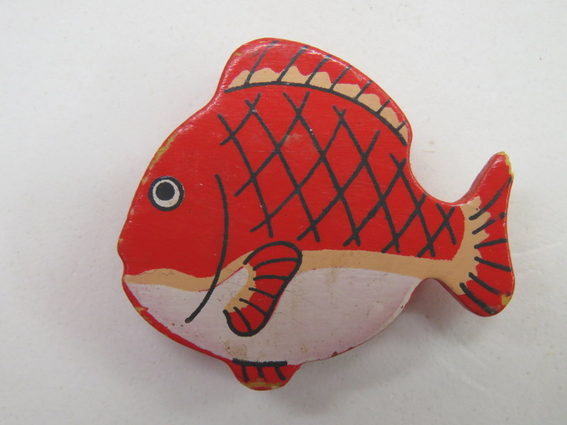 Refrigerator MAGNET ~ Colorful Red FISH ** See Store for Dozens More Magnets ++