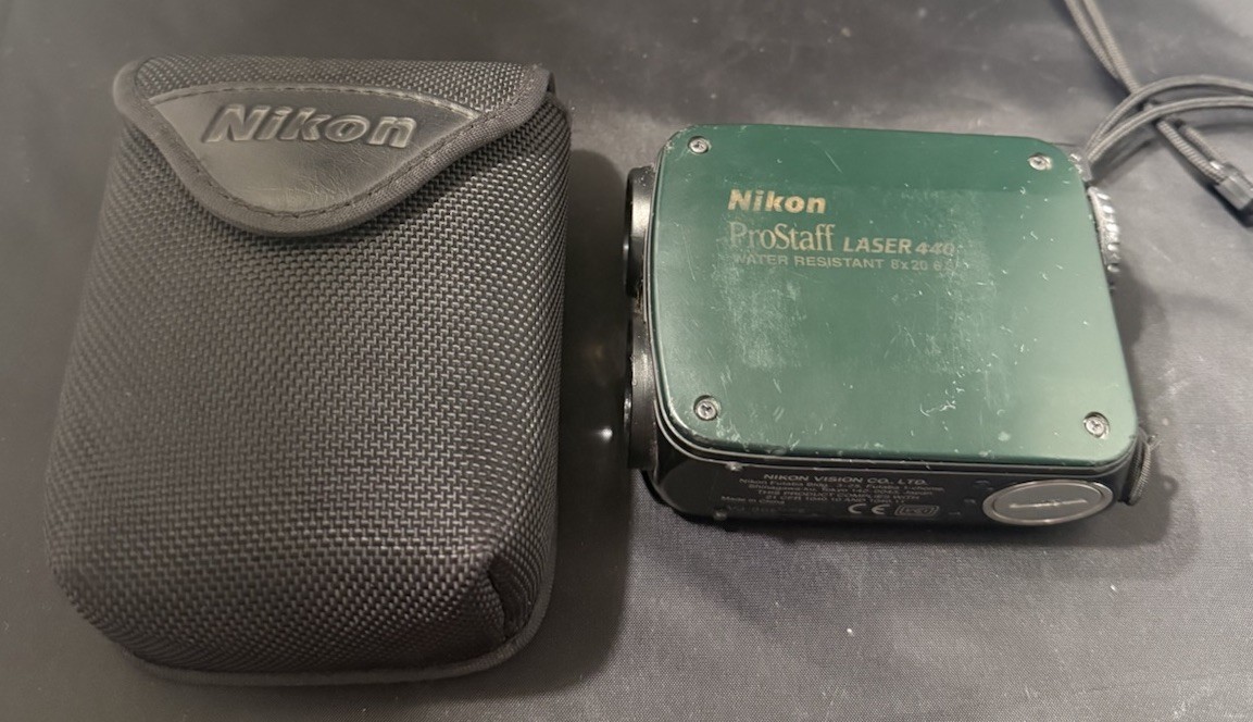 Nikon Pro Staff Laser 440 Rangefinder & Carry Bag