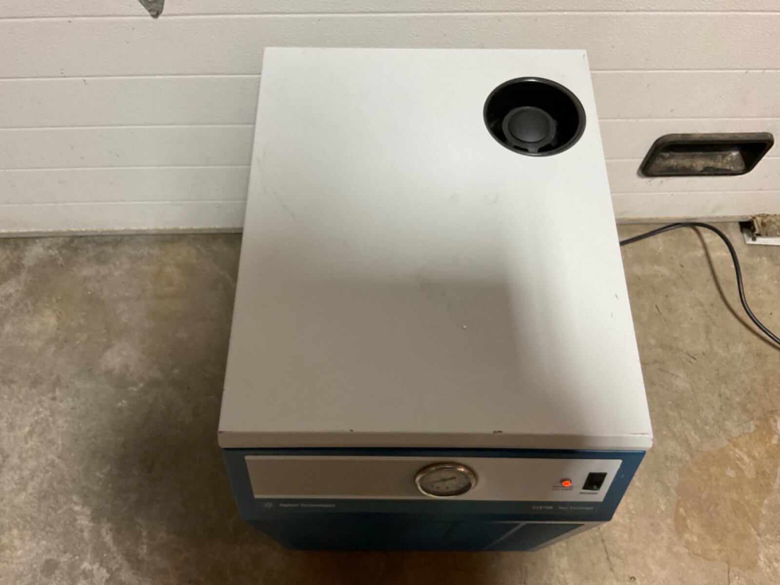 Agilent HP G1879B Heat Exchanger model 3370 powers on