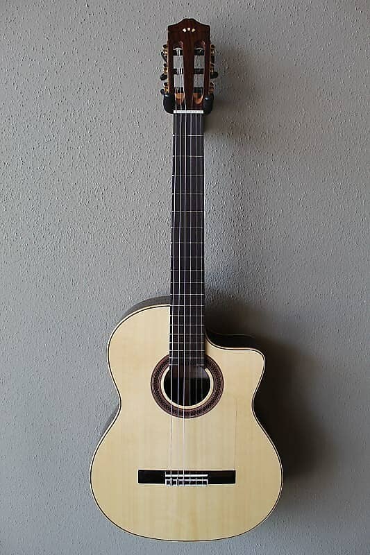 New Cordoba Iberia Series GK Studio Acoustic/Electric Flamenco Negra Guitar