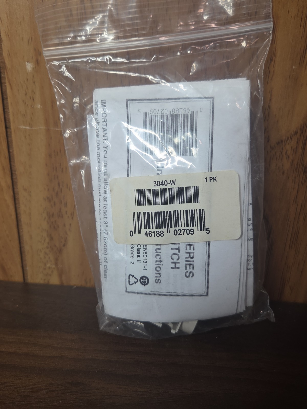 GE Security Interlogix Sentrol 3040-W Surface Mount Panic Switch New