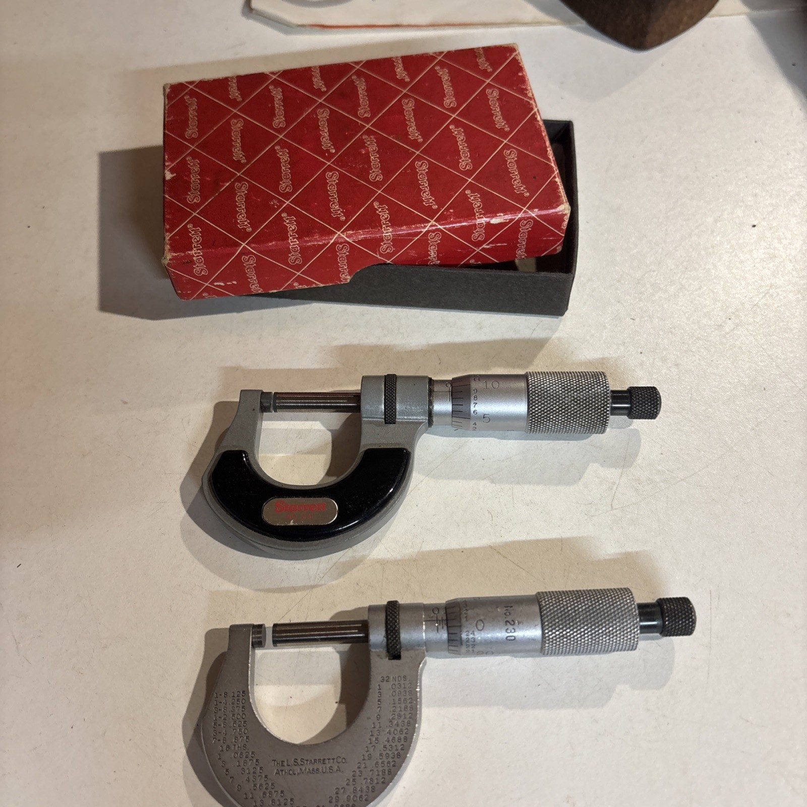 2 Antique Starrett Micro Meters #230 & 231 USA VGC 1 Box