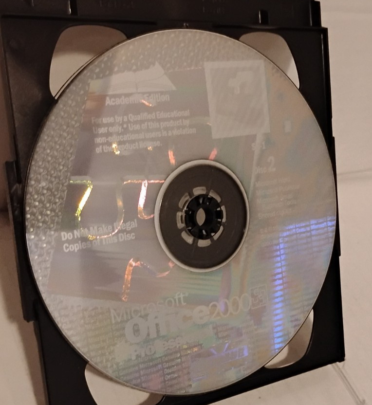 Microsoft Office 2000 Professional CD Set (2 Disc) w/ Product Key