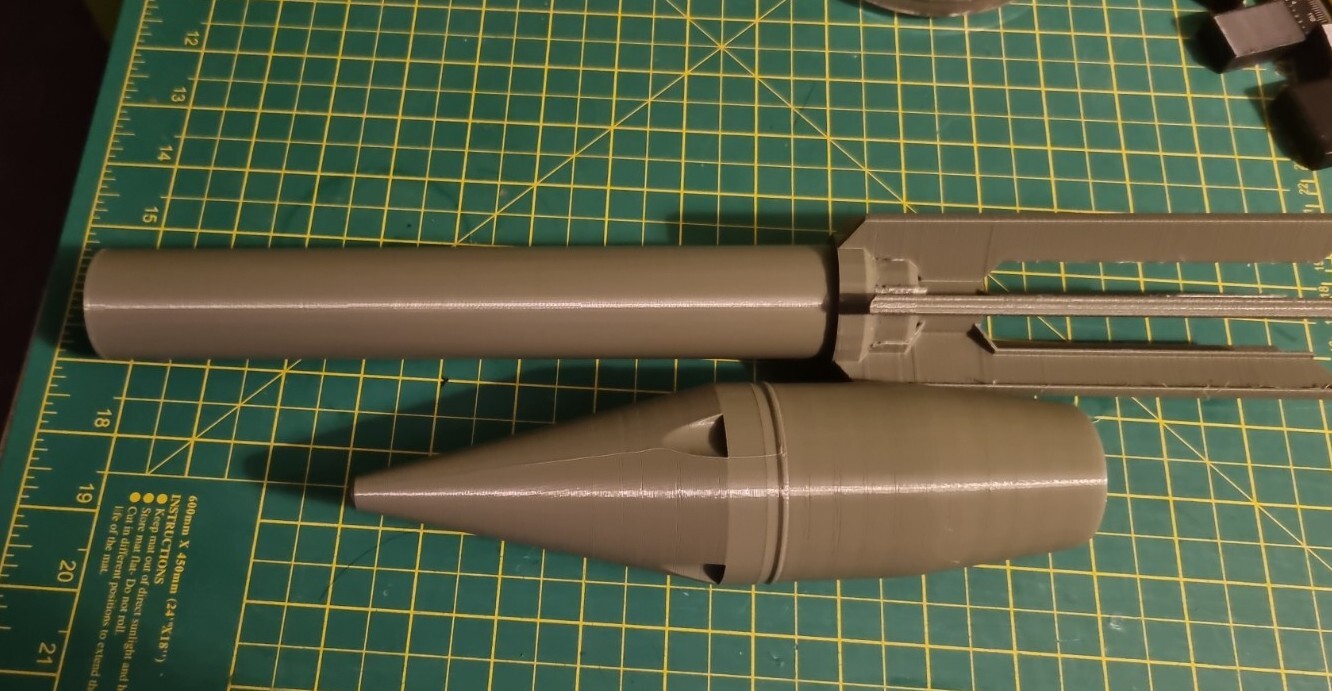 Full scale 3d Printed model Replica prop cosplay Bazooka M1A1 Round.