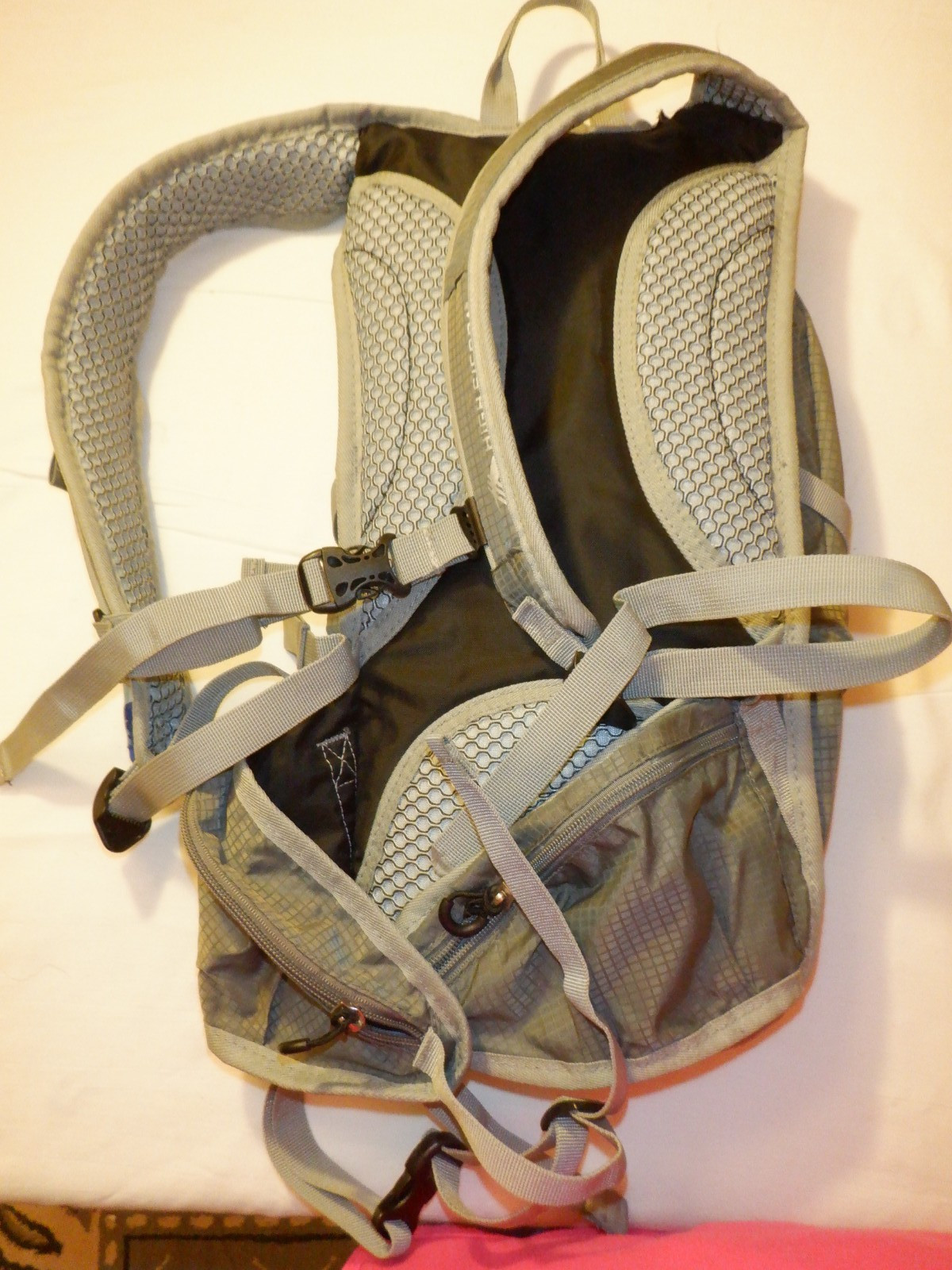 High Sierra Marilla 2 liter Hydration Pack, Padded, Multiple Pockets