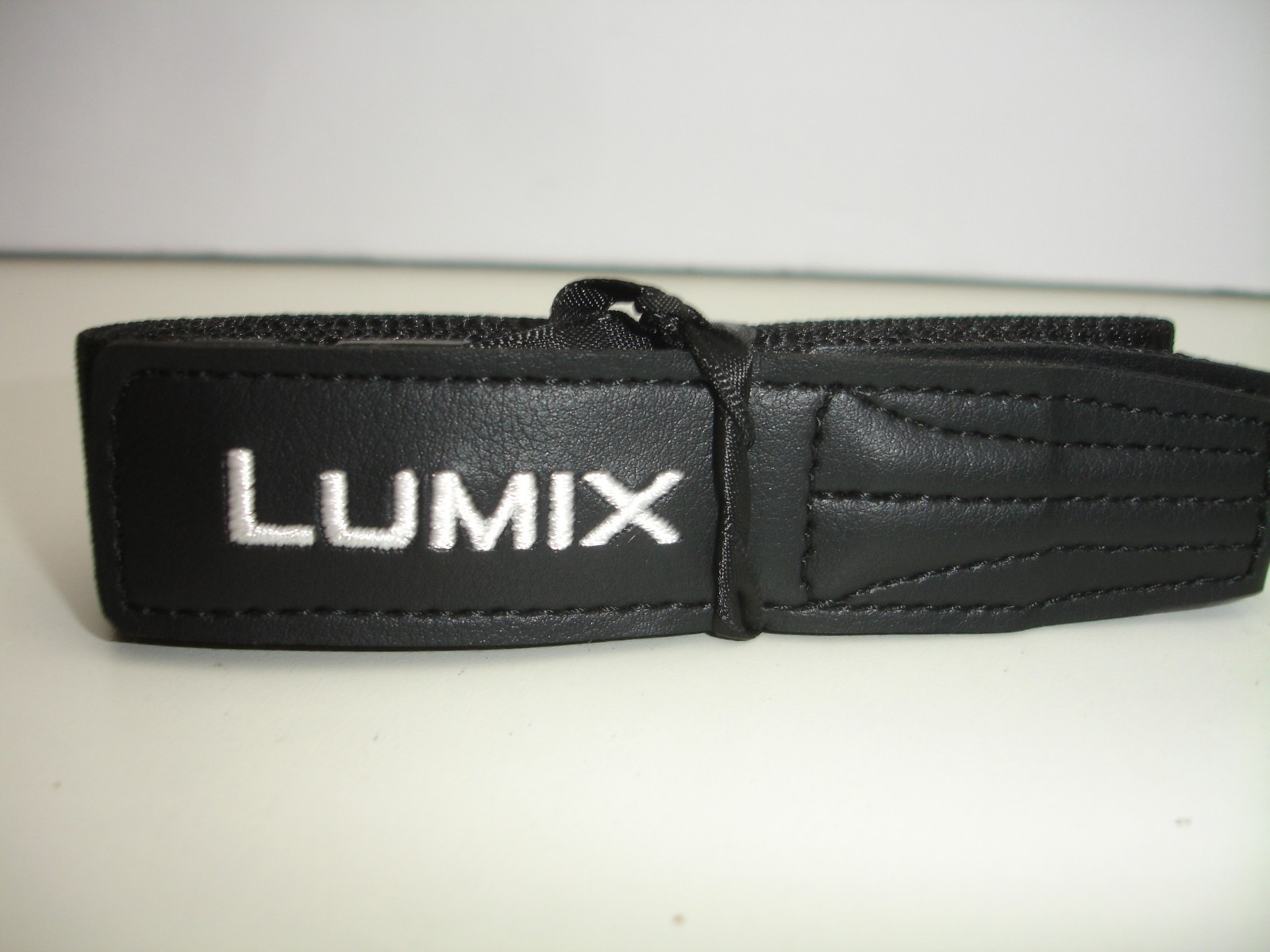 Panasonic LUMIX camera strap  1" wide Genuine  NEW c.