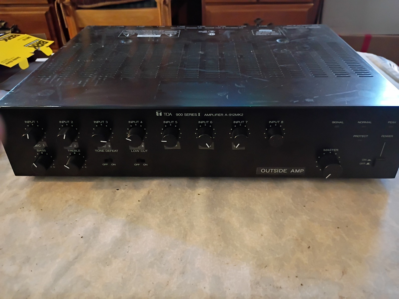 Toa 900 Series II A-912MK2 120W 8-Channel  Power Amplifier for Parts/ Repair