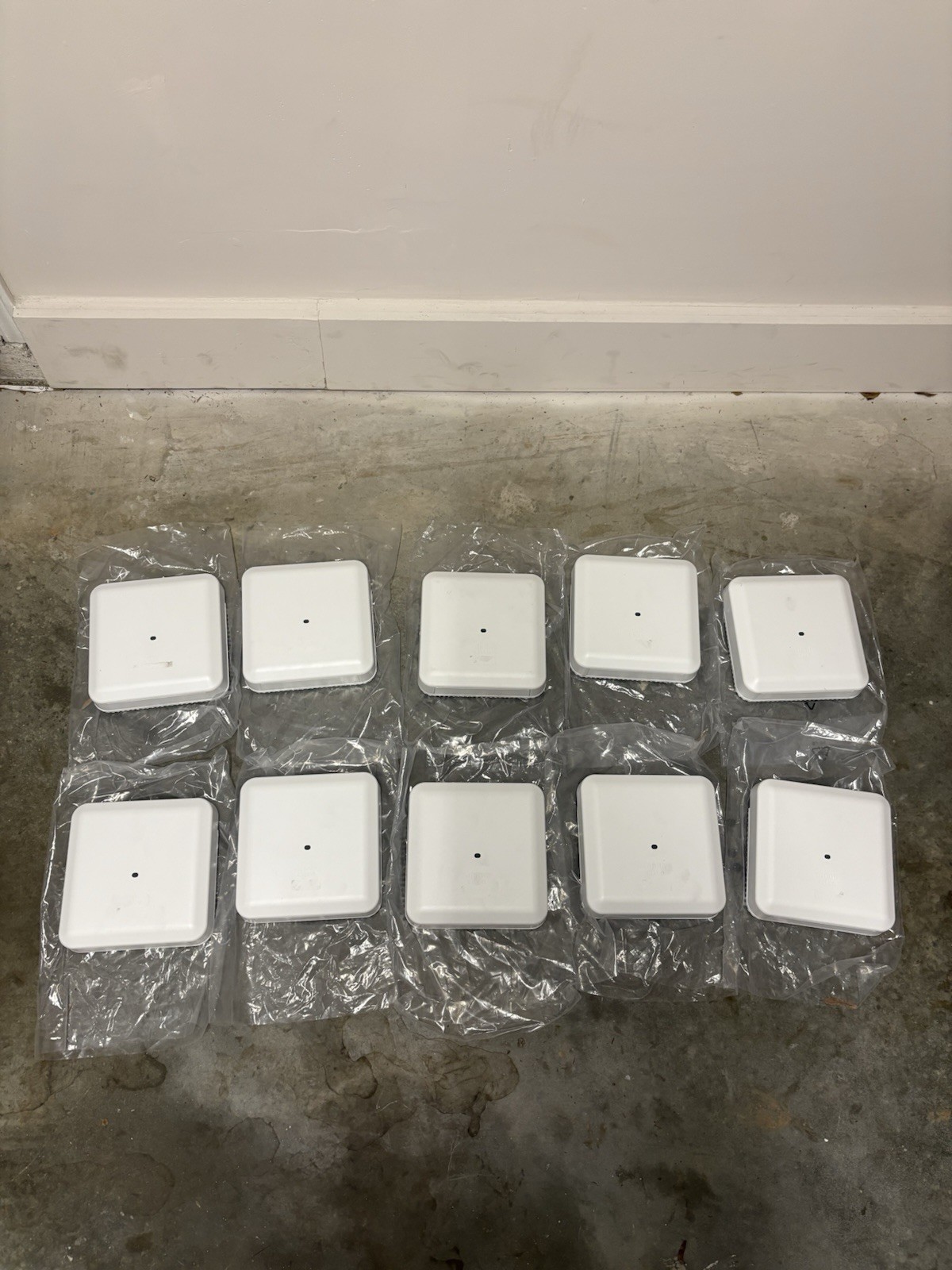(10) Cisco AIR-AP3802I-B-K9 WI-FI Access Points